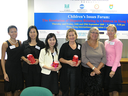 Assistant Official Solicitor, Ms. Sherman Cheung with other guest speakers at the Children's Issues Forum co-organized by The Hong Kong Family Law Association, The University of Hong Kong